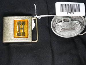lot 27722 image: Old Car and Misc Belt Buckle