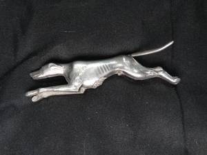 lot 27728 image: Greyhound Metal Emblem