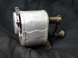 lot 27744 image: Old Pencil Sharpener