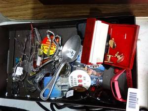lot 27748 image: Flat of Misc Collectibles  Spoon - Glasses and more