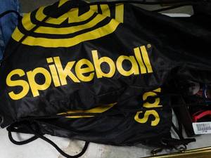 lot 27749 image: Spikeball Game