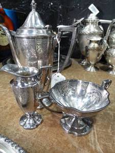 lot 27784 image: Quality Plated Home Decor