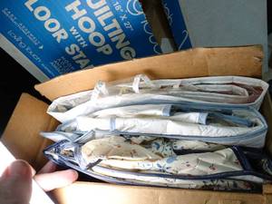 lot 27817 image: Lot of Door Organizers