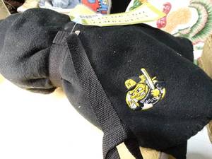 lot 27832 image: WSU Throw Blanket