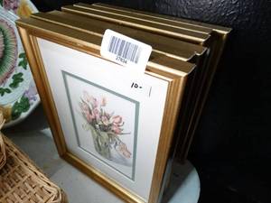 lot 27834 image: Small Framed Floral Wall Art