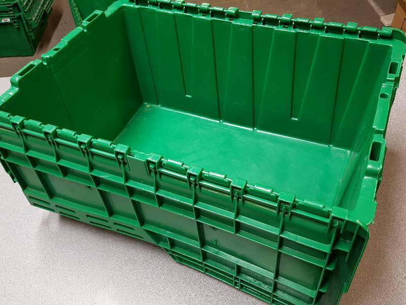 lot 7623 image: Dual lid Green 22 X 16 X 9 HD stackable heavy duty tote 1 at a time