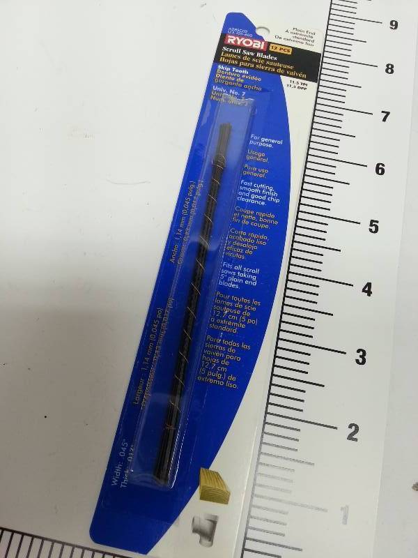 lot 8784 image: Set of 12 individual Ryobi universal No. 7 general purpose Scroll Saw Blades with the 11.5 tooth per inch