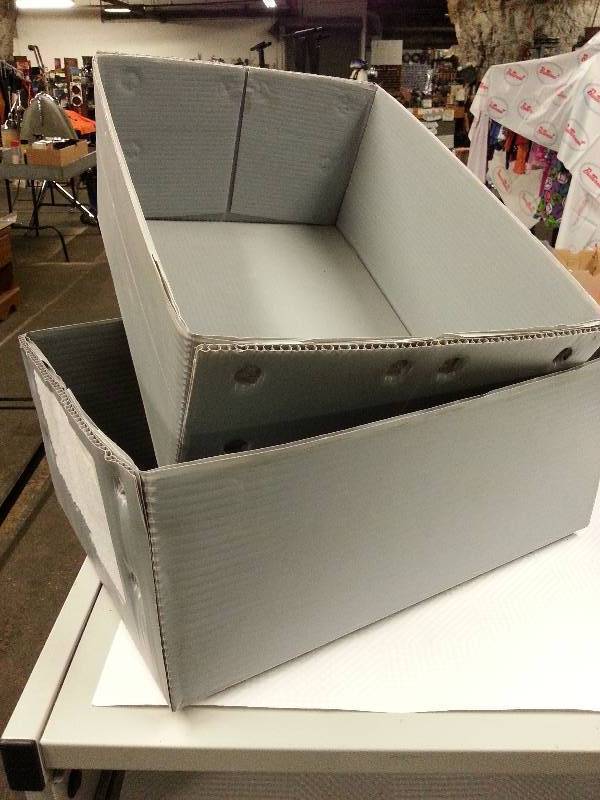 lot 9251-5 image: Pair (2) of corrugated strong plastic shelf bin tray boxes for heavy parts organizing or storage.  16 X 11 X 6 deep.