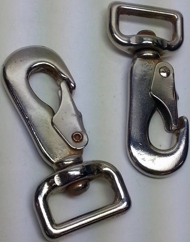 lot 9351 image: Pair new (2) chrome 1 strap swivel hooks with spring loaded clips slight rust.
