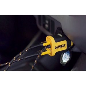 lot 1336 image: Dewalt Mobile USB Pd Phone Charger 5 Port