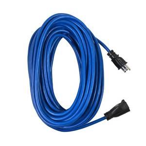 lot 1315 image: Husky 25 Ft 163 Cold Weather Extension Cord Blue