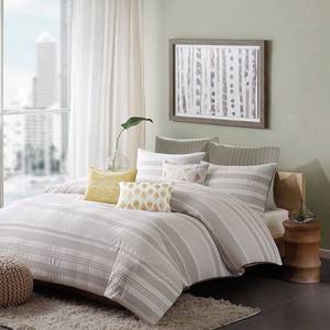 lot 1212 image: InkIvy Lakeside 3-Pc. Comforter Set, King Bedding