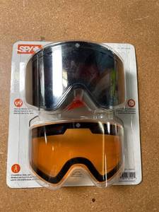 lot 1253 image: Spy Snow Goggles With Extra lens