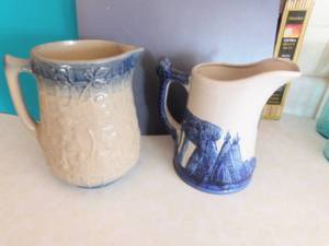 lot 6913 image: Sleepy Eye Pitcher