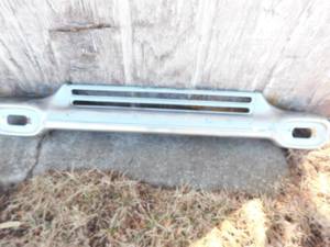 lot 6905 image: Antique Front Grille for 1958 Apache Chevrolet Pickup