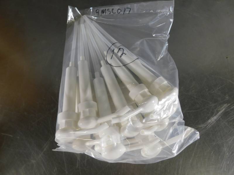 lot 7098 image: Lot of 1 Ounce Pumps For 1 Gallon Containers