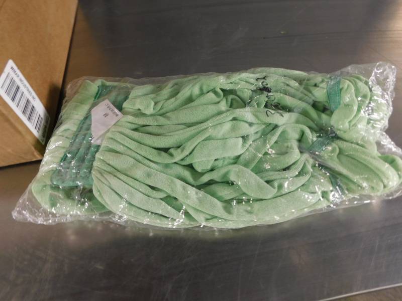 lot 7125 image: Lot of Relintless Fantail Tube Wet Mop Heads