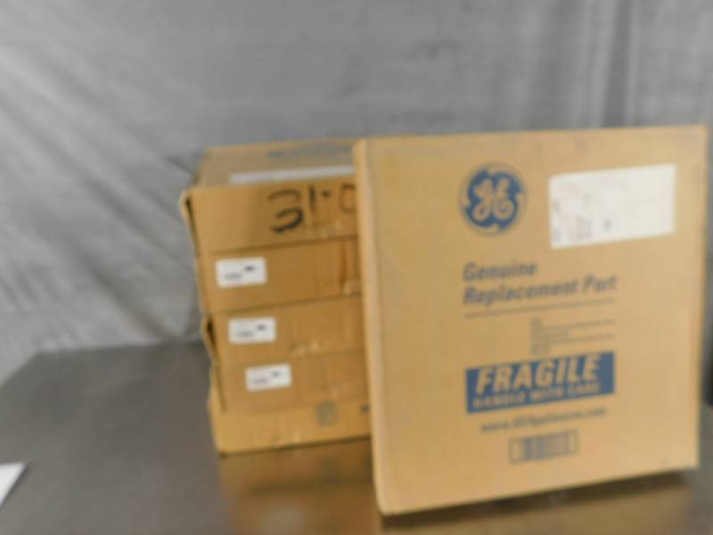 lot 6956 image: Lot of GE Heater Assembly 240V Genuin Parts