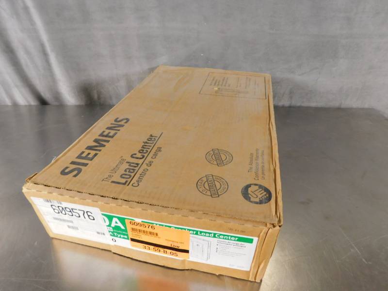 lot 7070 image: Siemens INDOOR MAIN BREAKER ULTIMATE LOADCENTER 100 AMP 20-20 CIRCUIT