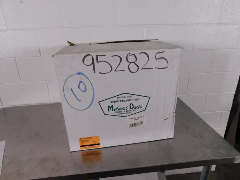 lot 6713 image: Case of 10 Midwest Ducts P13 4x10-6 Angle Boots
