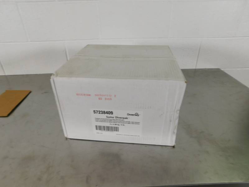 lot 6727 image: Case of Suma Diverpak Premium Encapsulated Heavy Duty Dish Detergent