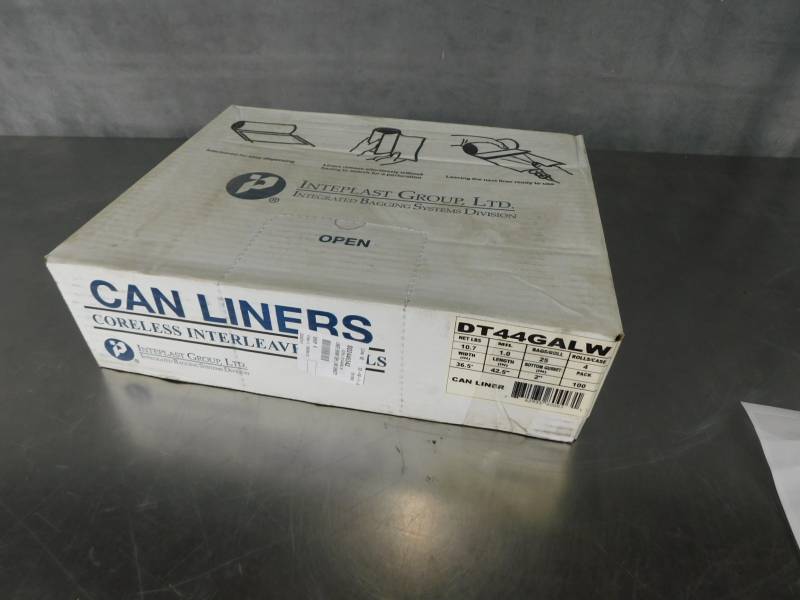 lot 6950 image: 44 GALLON DRAWSTRING WHITE 36.5x42.5 Can liners