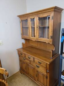 lot 1002 image: China hutch 69x44x19, solid hard rock maple from Tell City Chair Co.