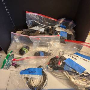 lot 1037 image: Printer cables, audio visual cables, optical cables and mouse