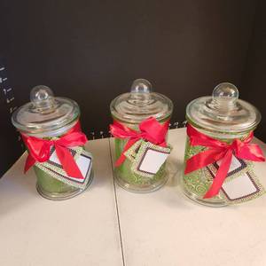 lot 1091 image: Decorative holiday jars new