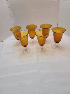 lot 1134 image: Another set of 6 lovely Artland iris amber mouth blown goblets with clear stems