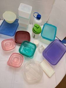 lot 1192 image: Plastic storage containers