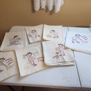lot 2012 image: Embroidered kitchen towels (flour sacks)