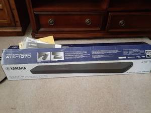 lot 3020 image: Yamaha sound bar (new in box)
