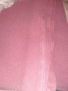 lot 3049 image: King size blanket