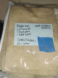 lot 3062 image: King sized sheet set. See pictures