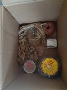 lot 3079 image: Macrame cord and miscellaneous yarn