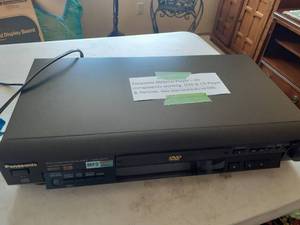 lot 3084 image: Panasonic DVDCD player with remote