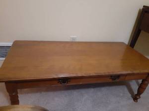 lot 3205 image: Baumritter coffee table. With a drawer. 15 x 46 x 22