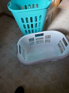 lot 3316 image: Aqua hamper and white laundry basket has small crack under rim