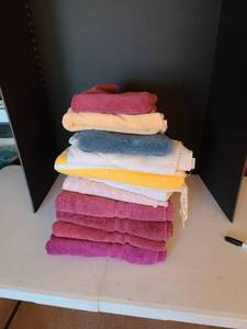 lot 3325 image: Towels with bleach stains and ragged edges