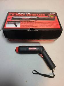 lot 4015 image: Craftsman cordless screwdriver