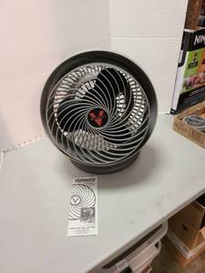 lot 4203 image: Vornado air circulator model 280SS