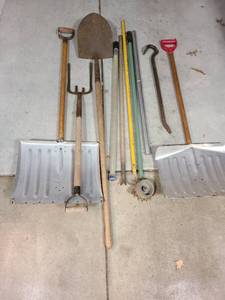 lot 4217 image: Crow bar, shovels, more