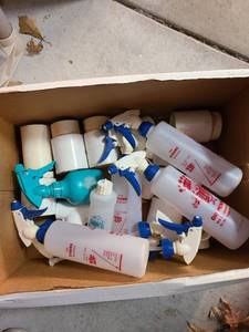 lot 4315 image: Spray bottles and pvc pieces
