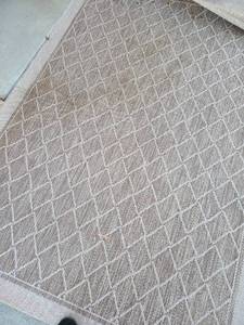 lot 5042 image: Outdoor rug 5x7