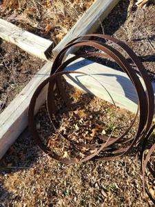 lot 5126 image: 5 wooden barrel rings