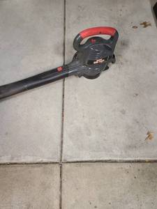 lot 6001 image: Craftsman electric leaf blower 220mph