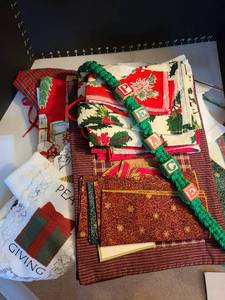 lot 1216 image: Christmas napkins, tablecloth, placemats,hand towels, more