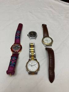 lot 1601 image: Ladies jewelry