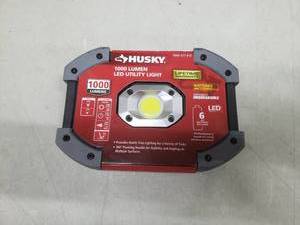 lot 2661 image: Husky 1000 Lumen LED Utility Light